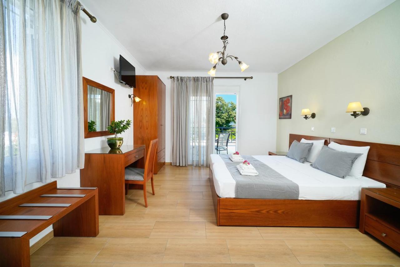 Antigone Hotel Limenas  Buitenkant foto