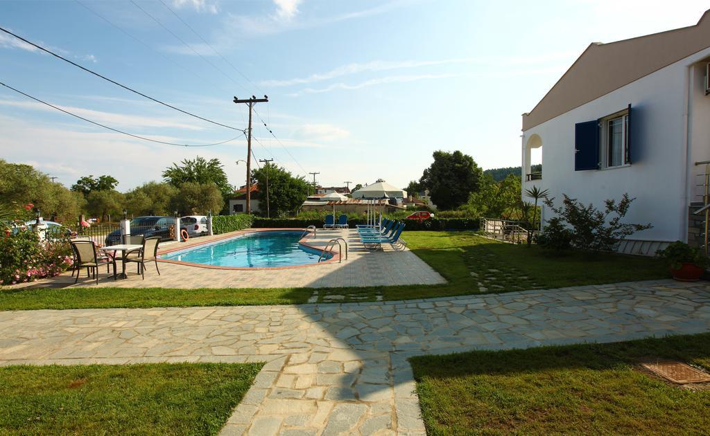 Antigone Hotel Limenas  Buitenkant foto