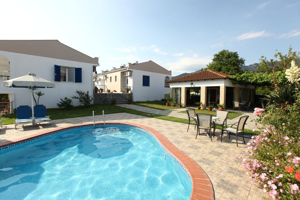 Antigone Hotel Limenas  Buitenkant foto